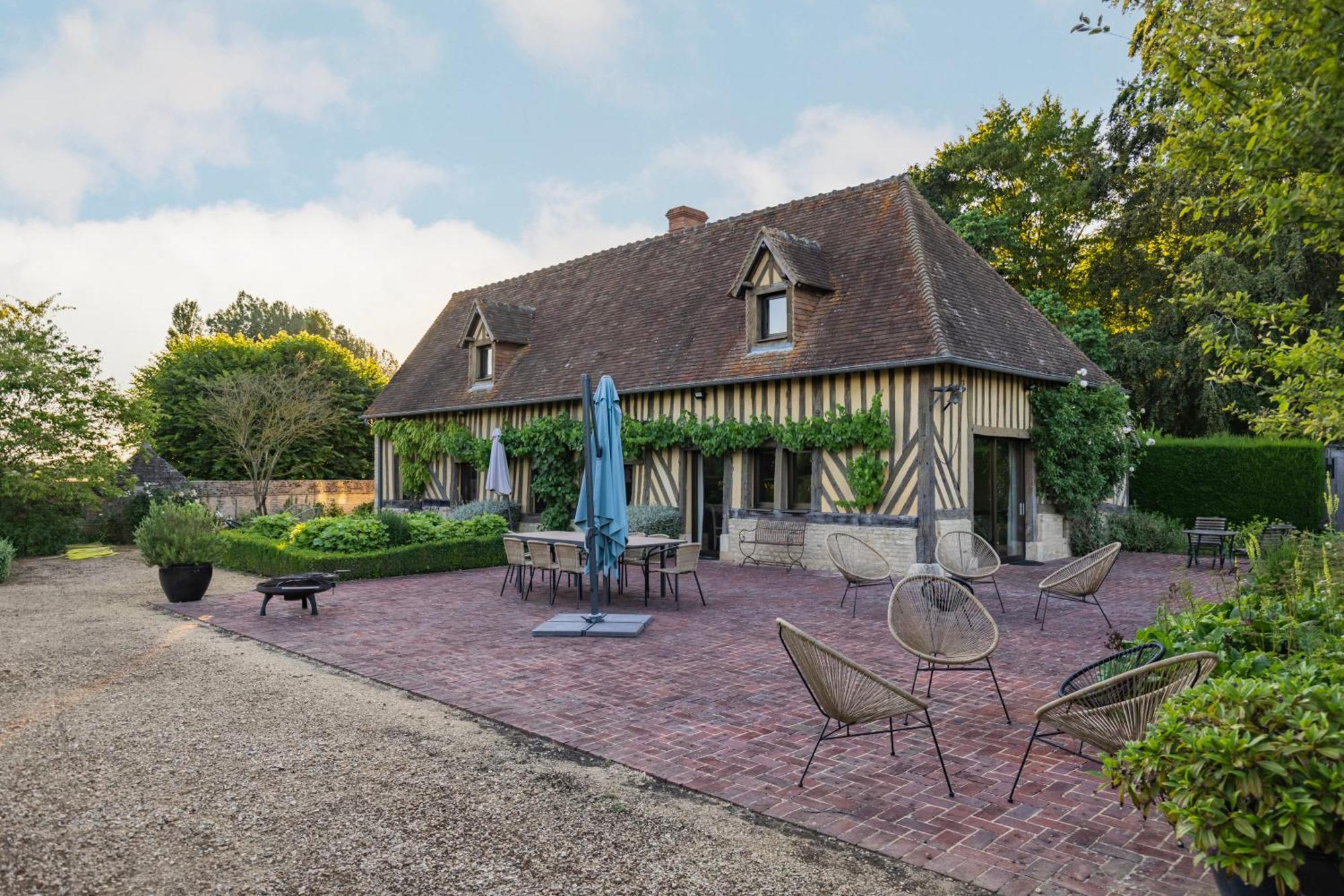 Maison "Jardin Gaillard" Bieville-en-Auge Kültér fotó